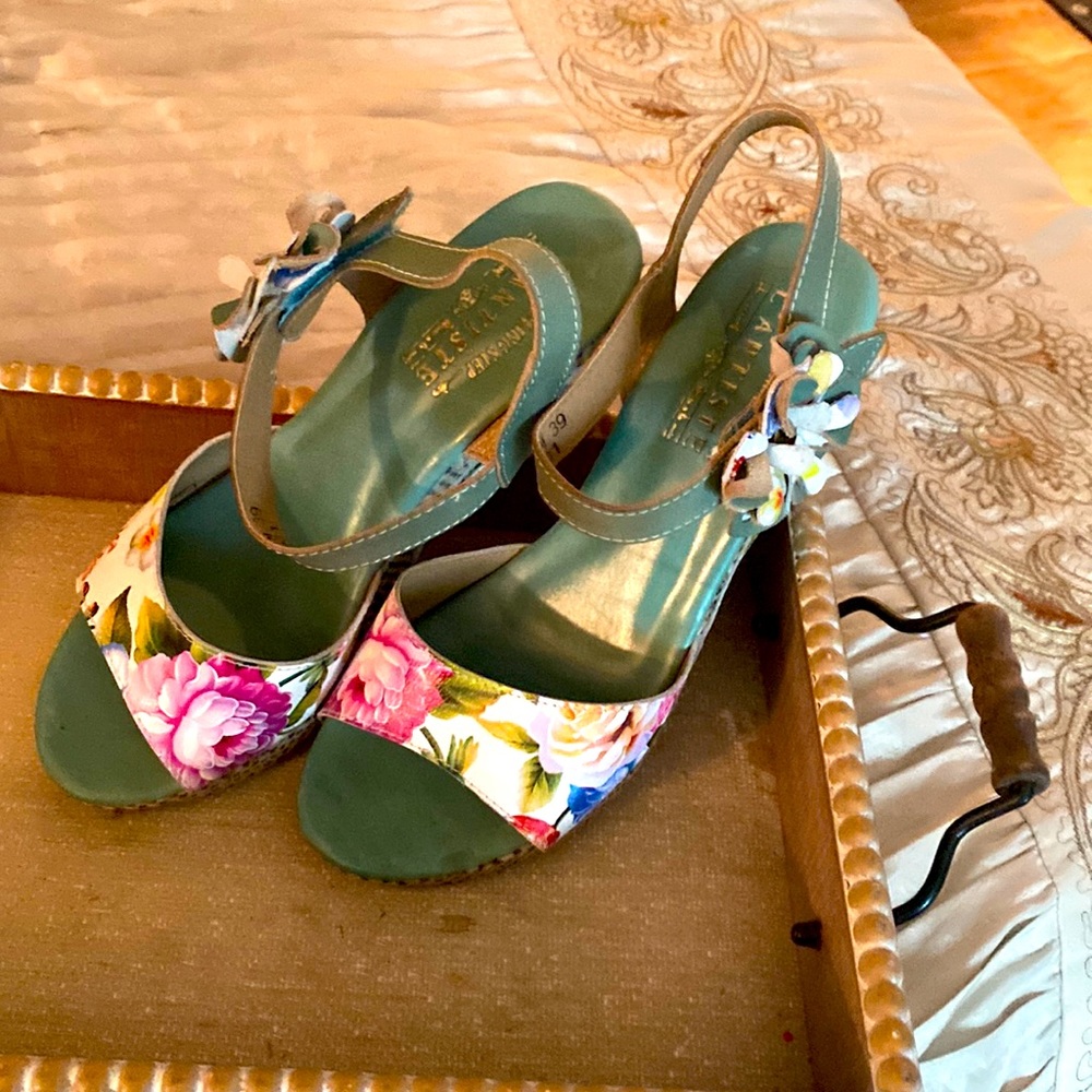 Wedge sandal